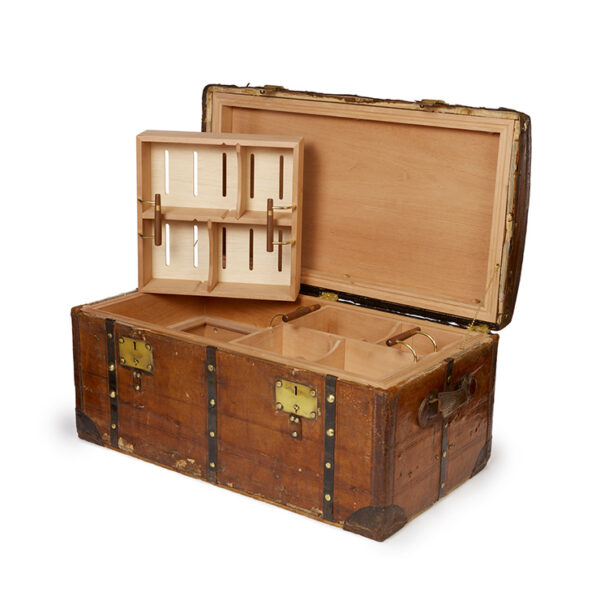 Large Rustic Trunk - Image 4