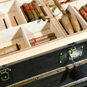 Black Moynat
