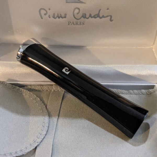 Pierre Cardin - Slim Black Enamelled Lighter